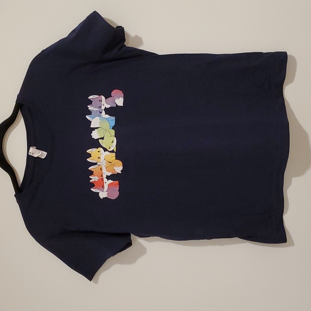 L.A.T. tee turtle 'rainbow foxes' Short Sleeve Graphic Tee Lg. - Picture 2 of 8